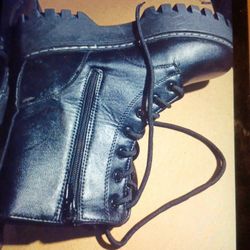 ROUGE  WILD FABLE BLACK LOGAN LUG COMBAT ZIPPER COMBAT BOOTS SIZE 8.5