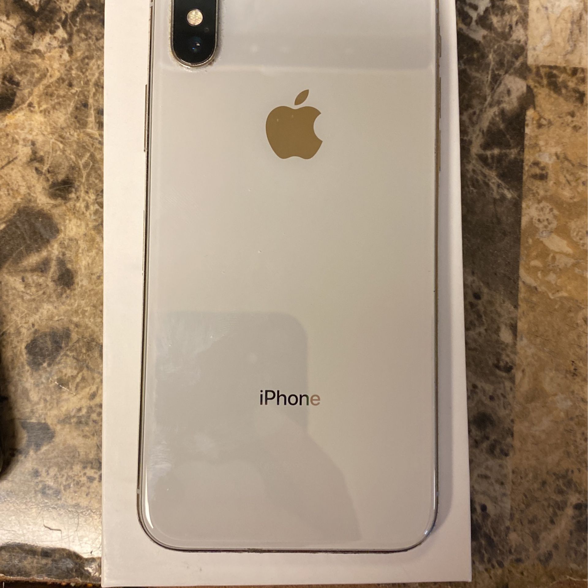 iPhone X 64bg T-mobile (charger, Case) 225 Obo 