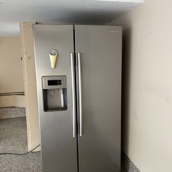 Samsung Side-by-Side Refrigerator