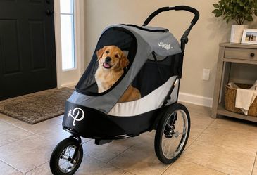 🐾 Petique Trailblazer Pet Jogger Stroller – Like New!