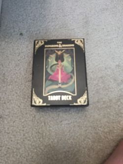 The Dungeons & Dragons Tarot Deck