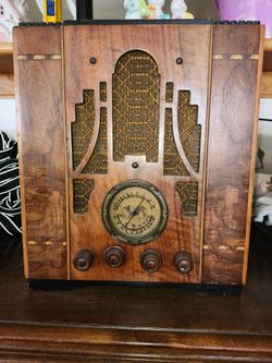 1935 tube radio