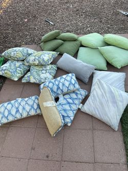 Outdoor Pillows 