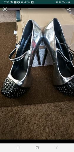 Heel size 10 new