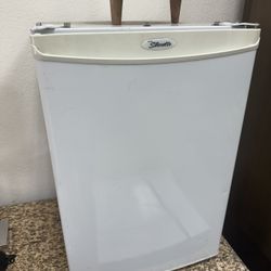 Danby Mini Fridge 