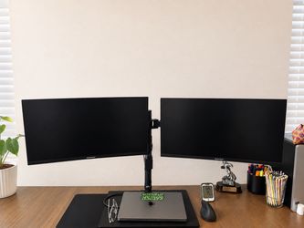 Dual Monitor set