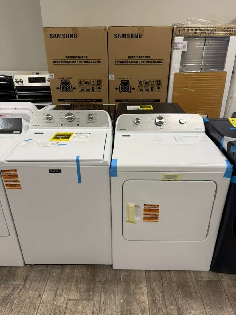 Maytag mega capacity washer and dryer set electric with warranty