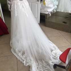 Wedding dress