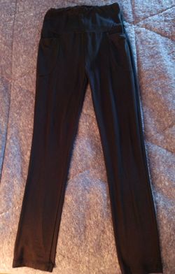 Leggins size small