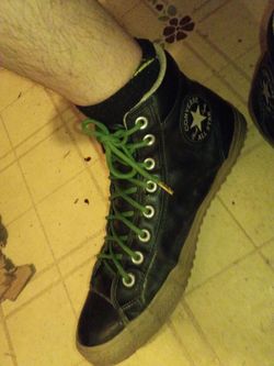 Chuck taylors vintage size 12
