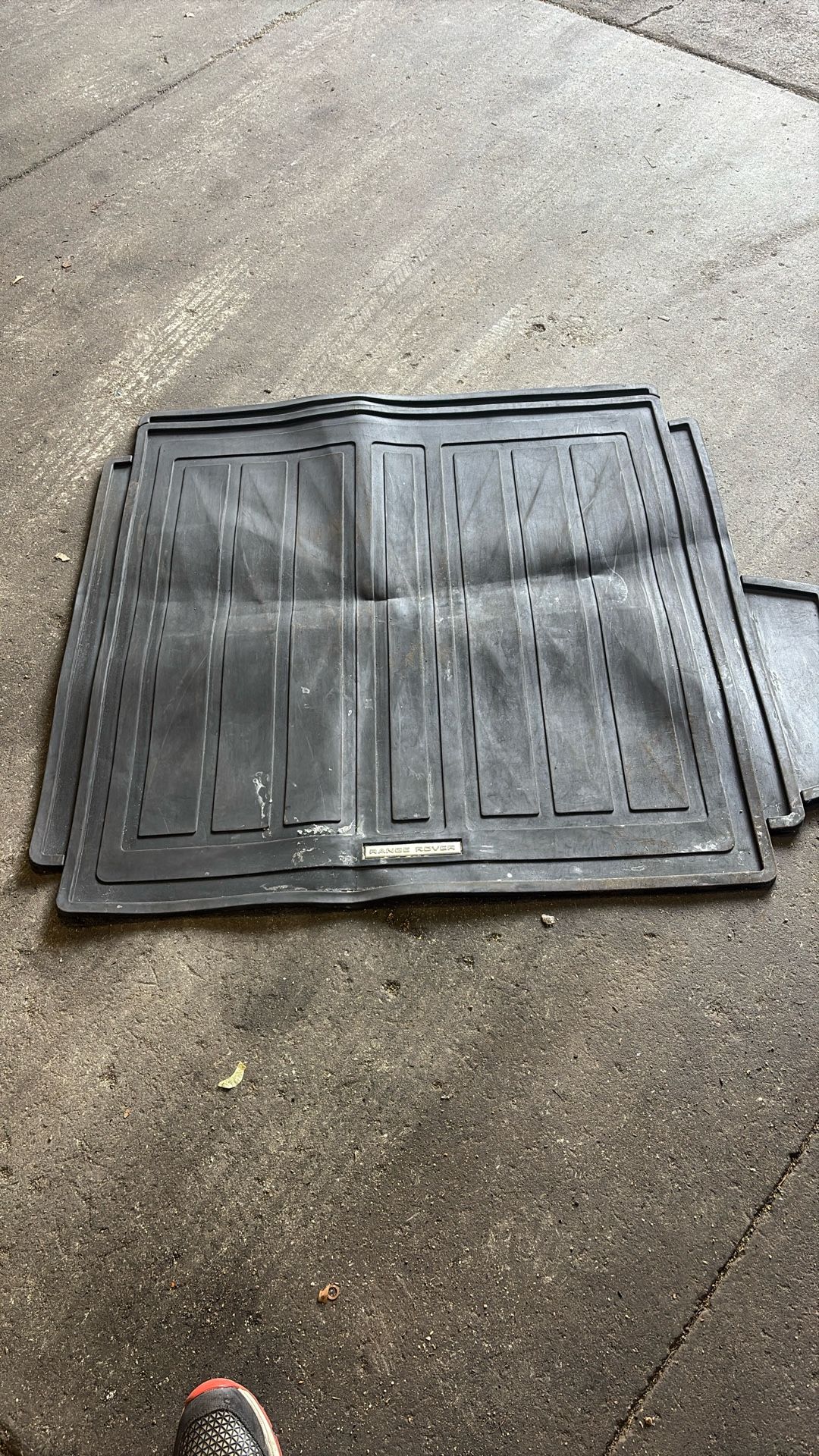 Range Rover Sport Rear Rubber Mat