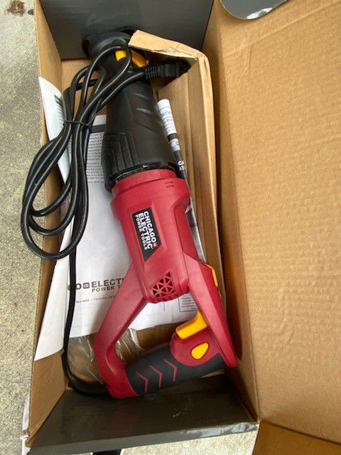 Electronic power tool. Saw...Sierra electronica