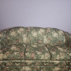 Guest Room Couch (Like New Condition)