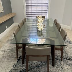 Dining Table, Chairs, and Rug