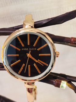 ANNE KLEIN WATCH BRACELET