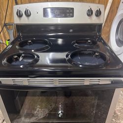  GE coil top Stove
