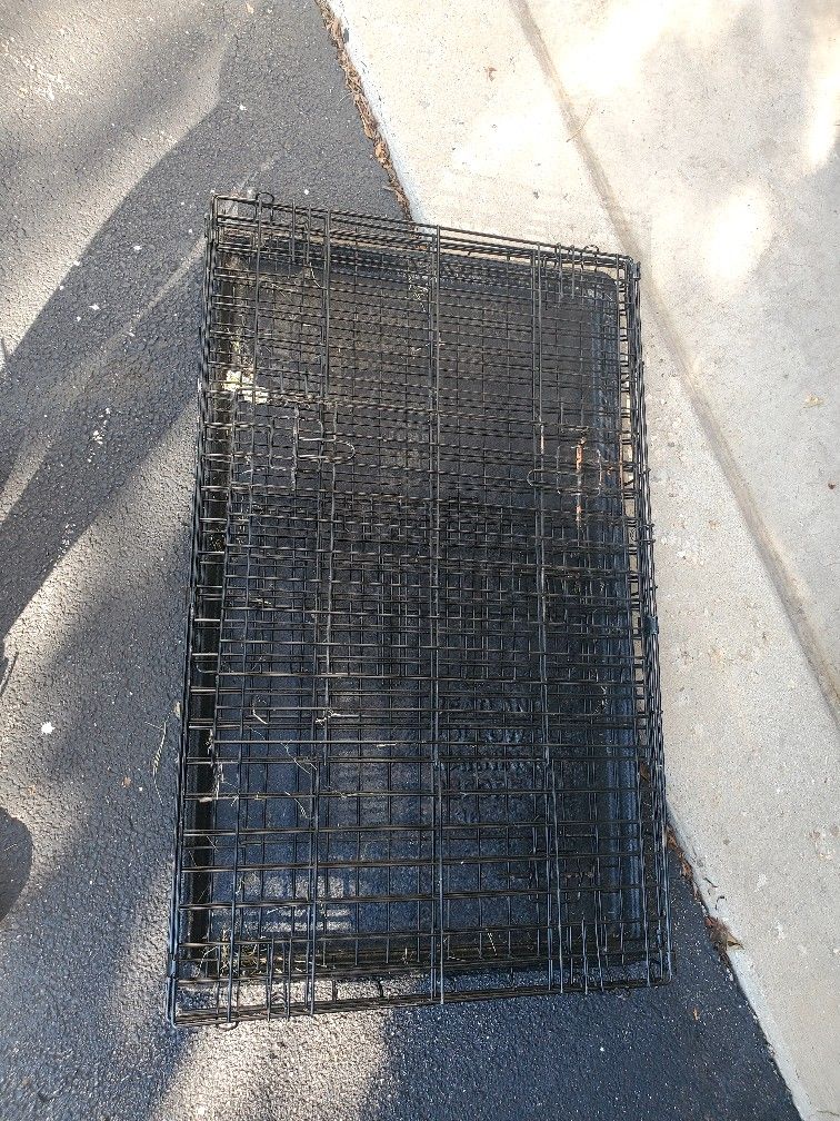 Animal Cage Collapsable 38" X 22" X 24"