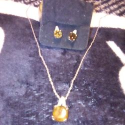 GORGEOUS STERLING SILVER NECKLACE EARRING SET PERFECT CONDITION SEE ALL PICS