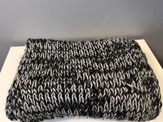 Black And Grey Plush Double Infinity Woven Scarf