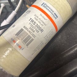 Fuse 300A/600VAC/DC