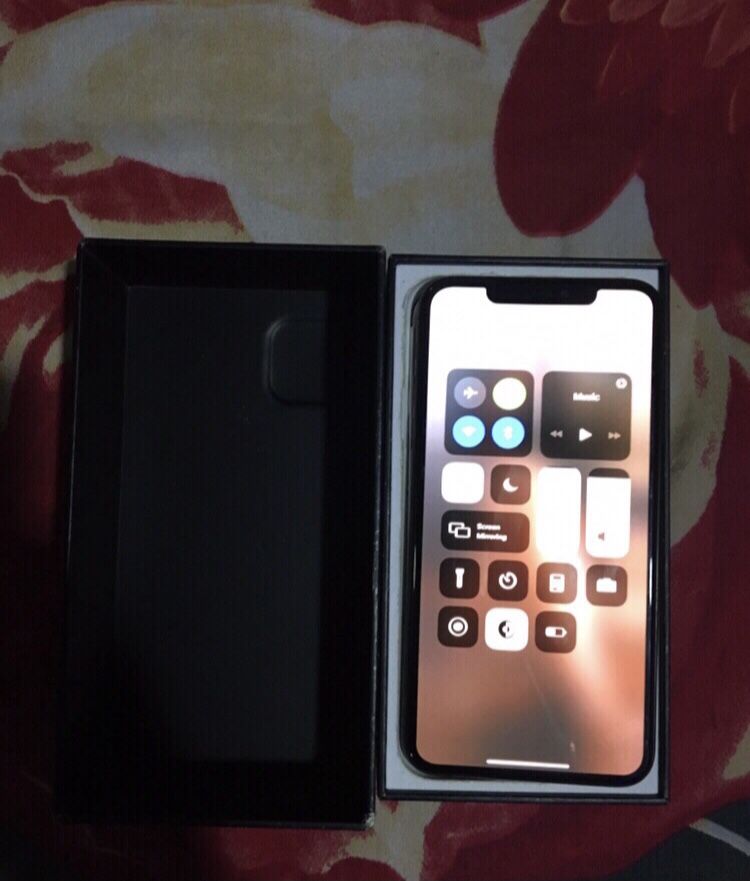 iPhone 11 Pro Max 