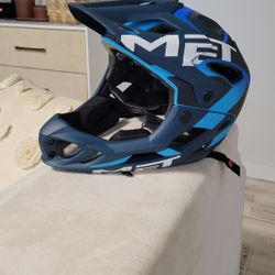 MET PARACHUTE HES Mountain Bike Helmet for Enduro, Trail and E-MTB, JetSurf, water sports. 