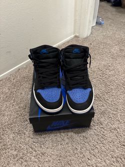 Jordan 1 mid SE royal blue suede