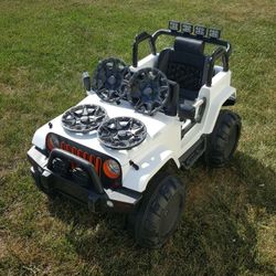 Jeep ride on toy