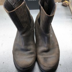 Men’s Ugg Boots Size 12