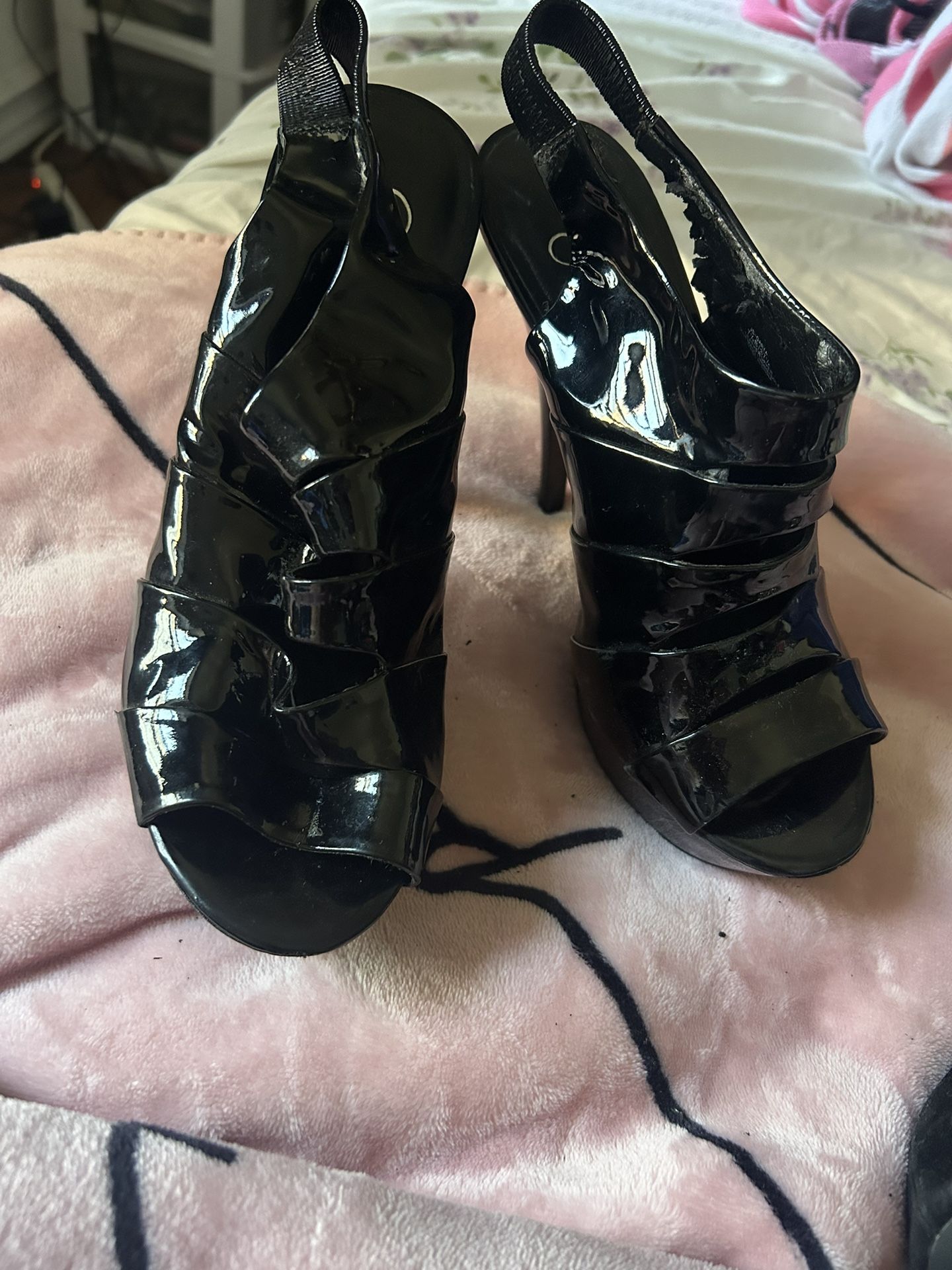 Jessica Simpson’s high heels open till sandals size 7 1/2