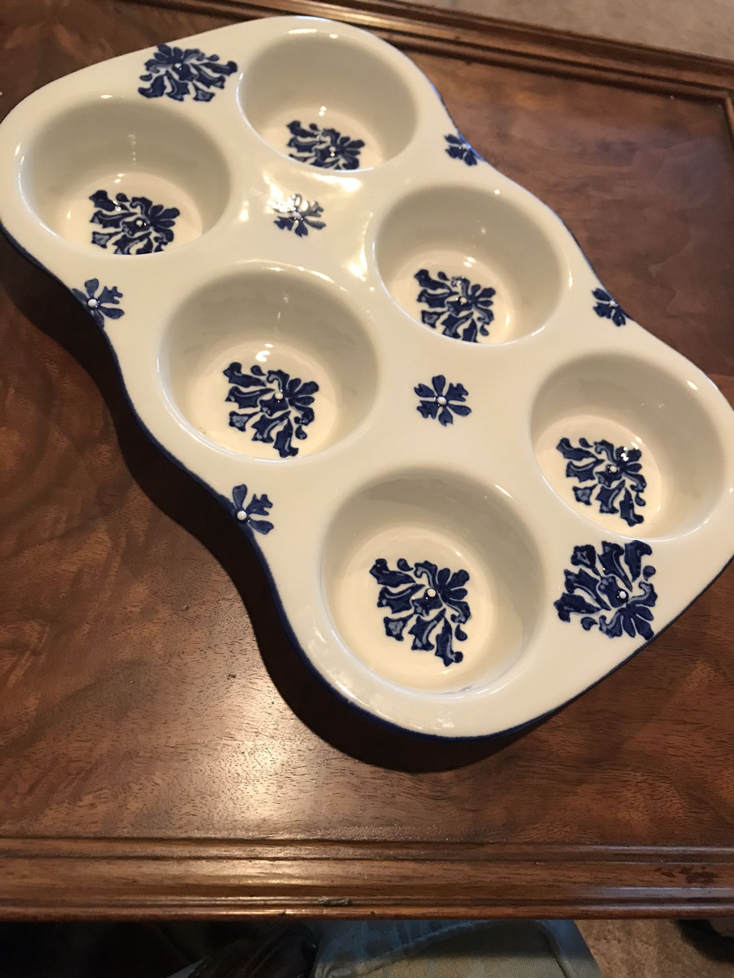 Pfaltzgraff ceramic muffin pan