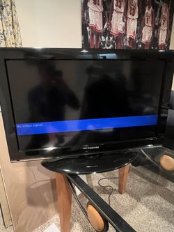 32 inch Toshiba TV