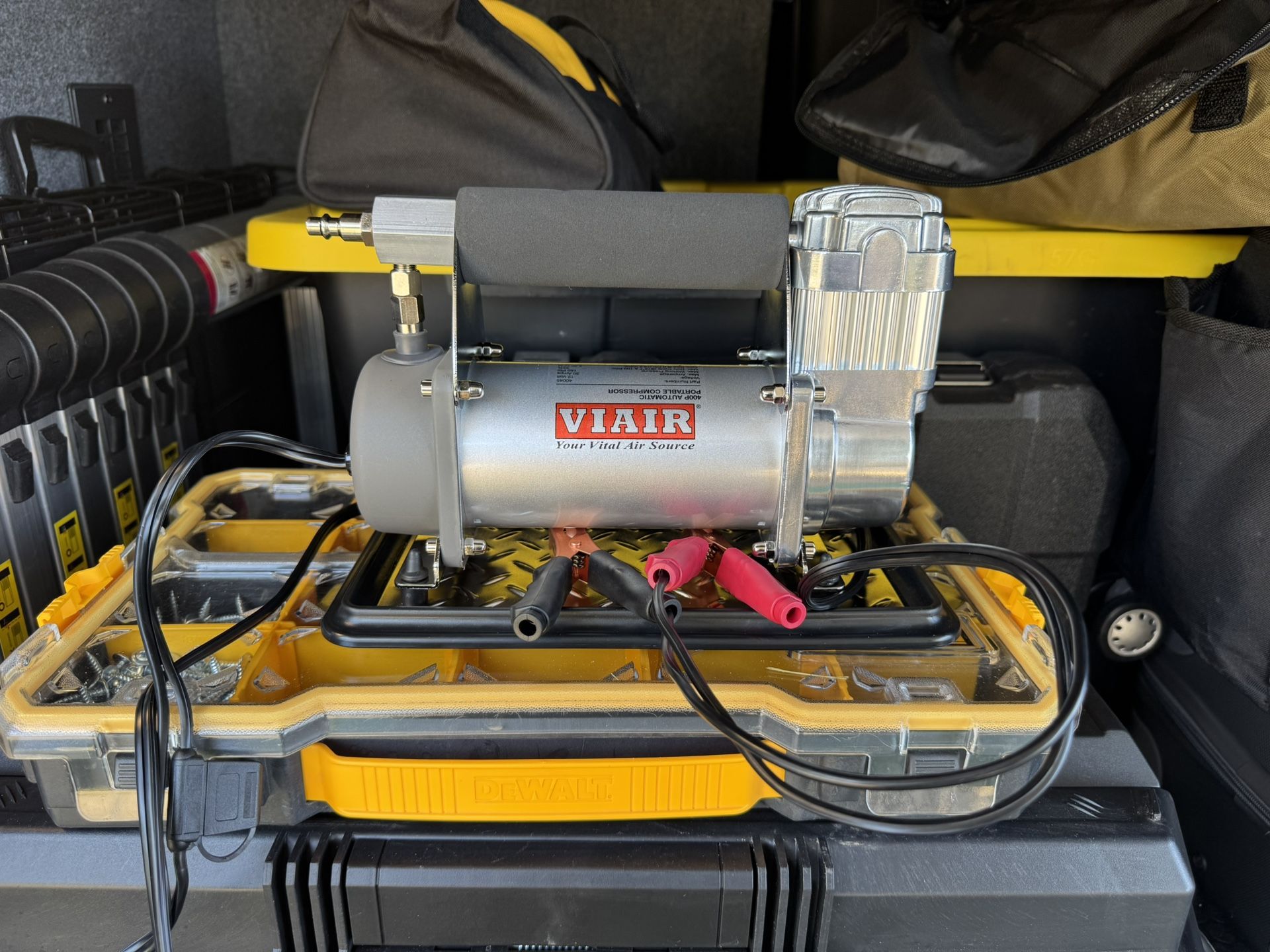 VIAIR 400P/40045 Automatic Portable Air Compressor