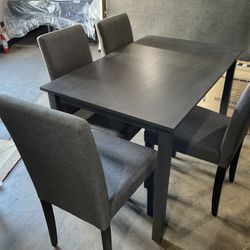 🍽️ NEW 5-Piece Dining Set $299 • assembled ready