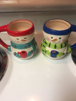 2 Cute Snowman Mugs