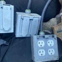 Heavy duty power outlets