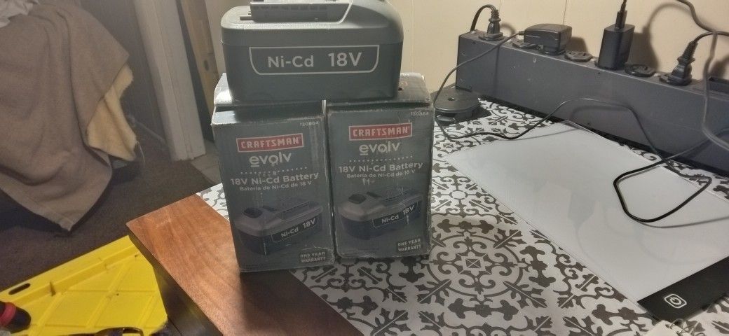 3 Craftsman Evolv 18 V ni-cd battery