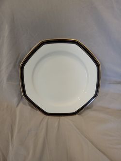 Black Dress Pattern By Christopher Stuart