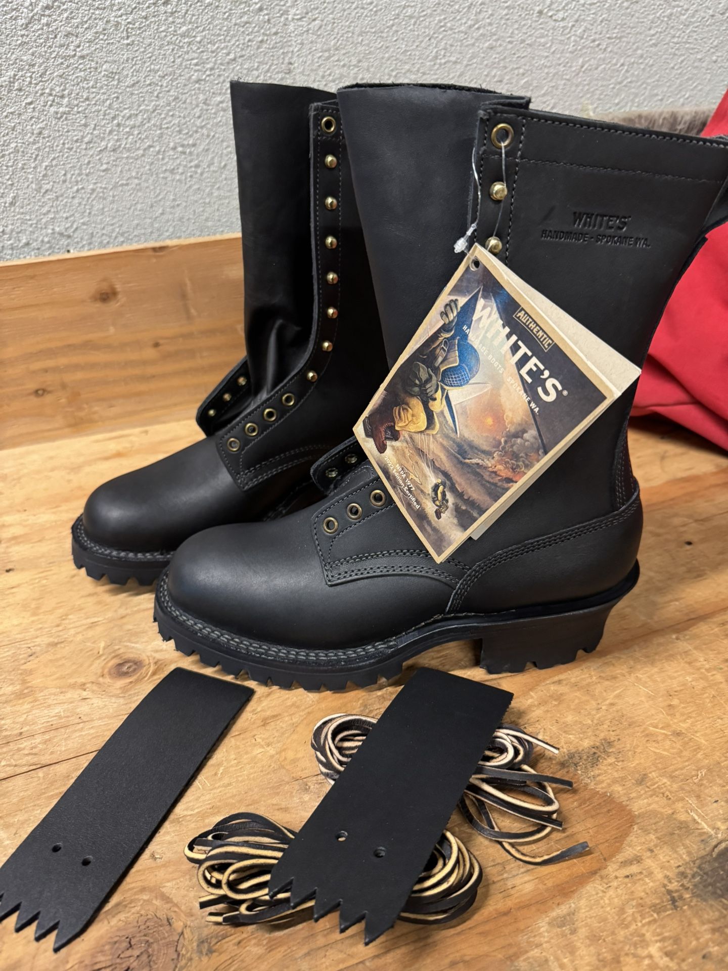 WHITE’S WILDLAND FIRE BOOTS**BRAND NEW**