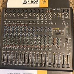 RCF Mixer F 16XR