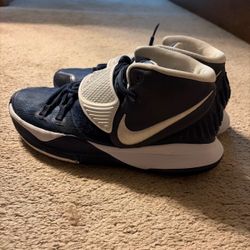 Volleyball/Basketball shoes sz 7.5