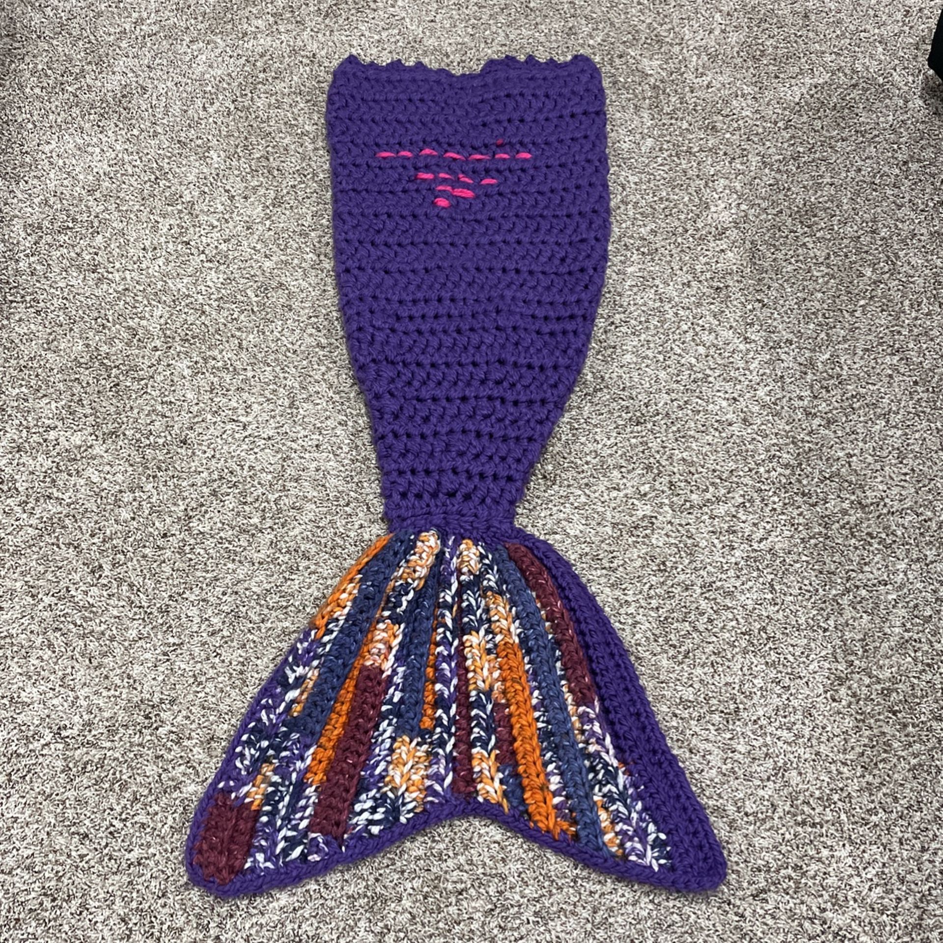 Mermaid Tail Macrame Blanket