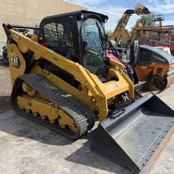 2022 Cat 299d3 Enclosed Skid Steer . Track Loader