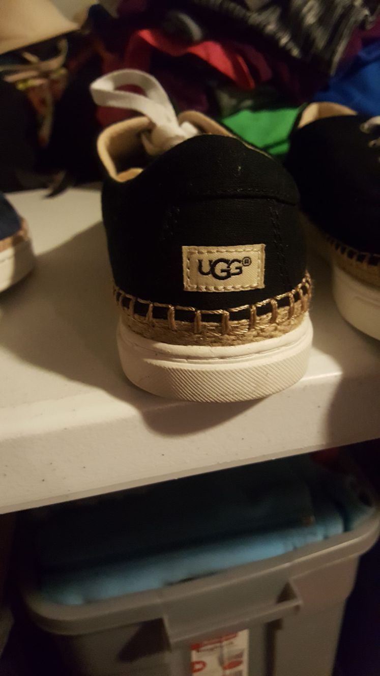 Ugg shoes