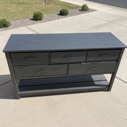 Buffet / Console / Sofa Table