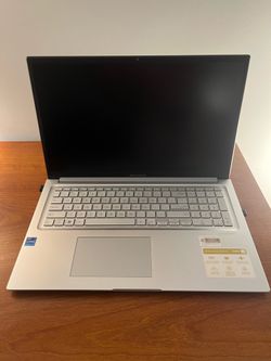 ASUS Vivobook F1704 AI Premium Laptop 17.3” / Intel Core i7 Laptop