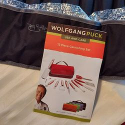 New Wolfgang Puck Piece garnishing set with black storage case