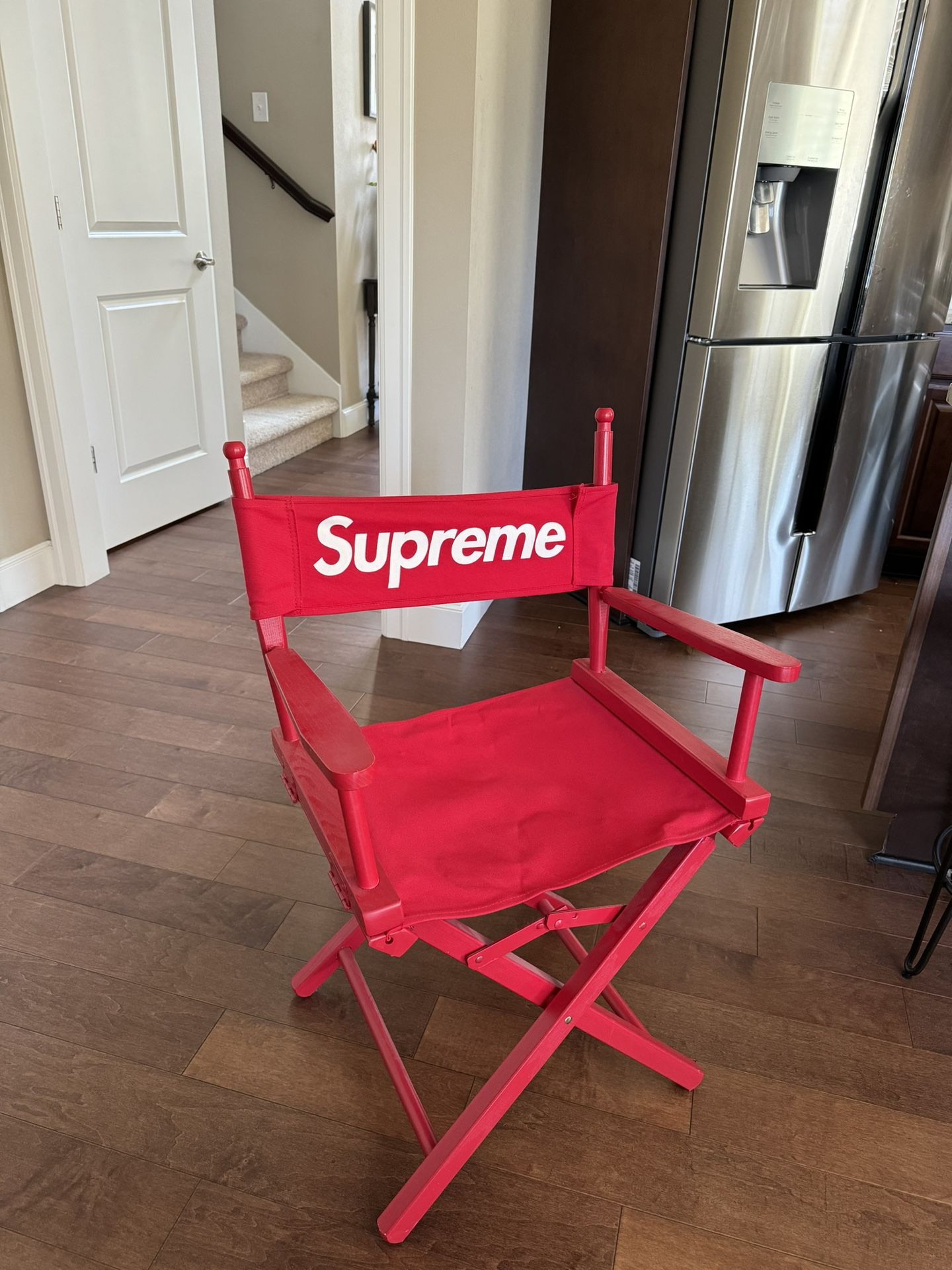 Supreme Chair