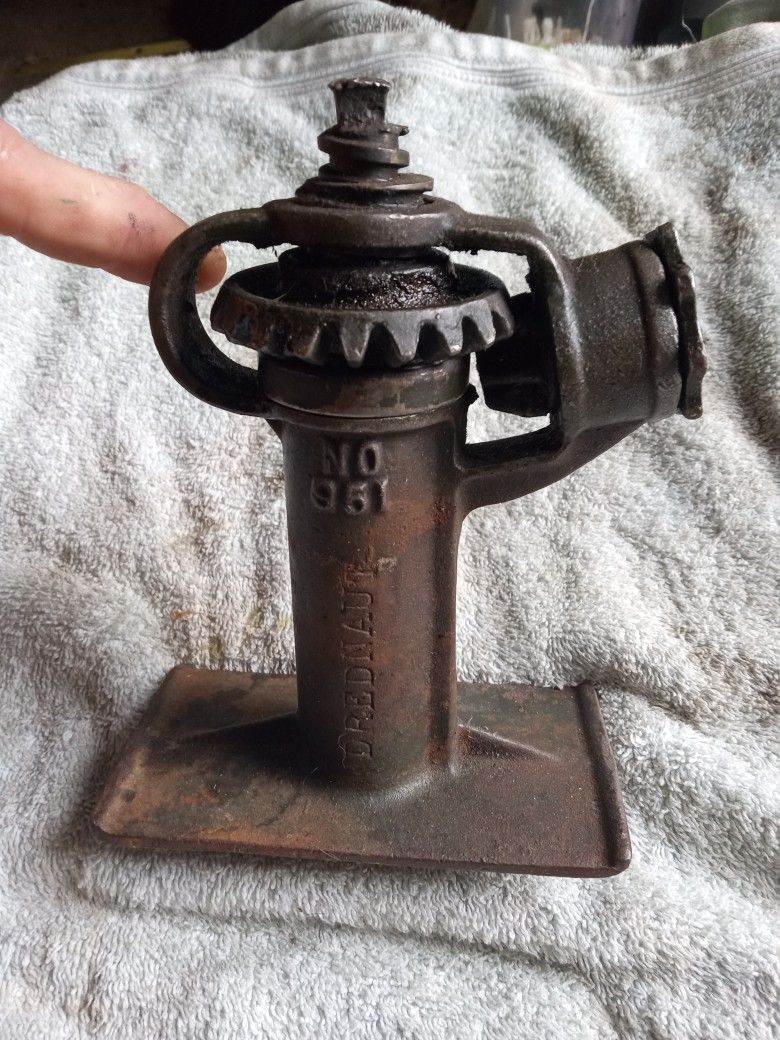 Vintage Working Car And Jeep GearJack