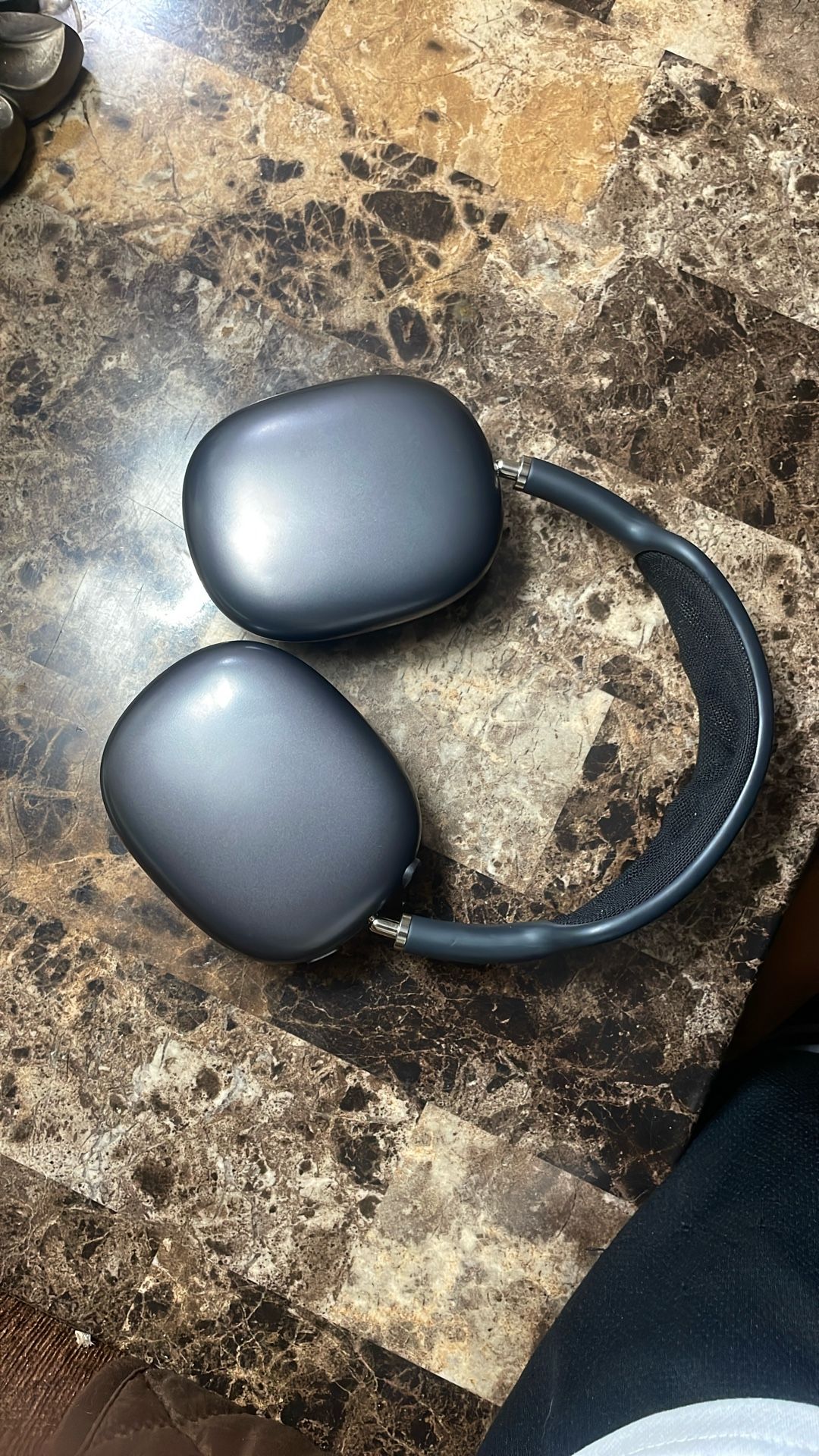 AirPod Pro Max 